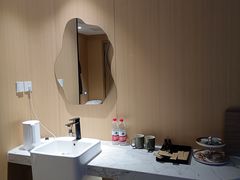 -幸栖洞穴设计酒店(成都春熙路店)