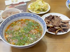 -天发芽·何记葫芦头泡馍·传统小吃(报恩寺街店)