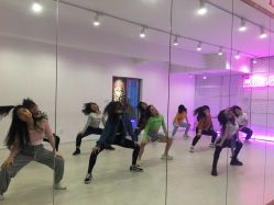 -Bella贝拉流行舞蹈