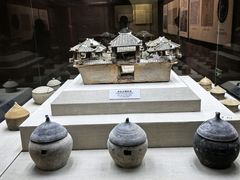 -鄂州市博物馆