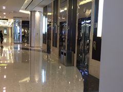 -红星美凯龙国际家居博览中心至尊mall停车场