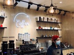 大堂-是啡·日式精品咖啡(东门太阳百货店)