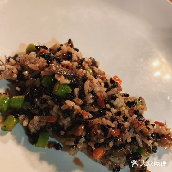 莲缘品味素食二楼莲缘自助餐厅