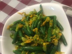 乳黄瓜-邓丽君音乐主题餐厅