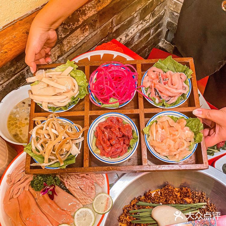 谭鸭血上新🆕市井巷子里的手工菜