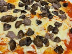 蘑菇香肠披萨-THE PRESS(复旦大学店)