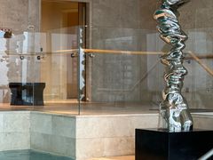 -成都华尔道夫酒店游泳池