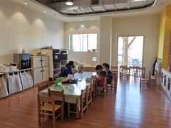 -乐融婴幼儿成长中心(四季青校区)