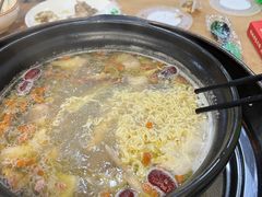 -濠轩阁特色生蚝火锅(水湾路店)