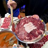 快来荣叔吃牛肉火锅开启新年聚餐啦