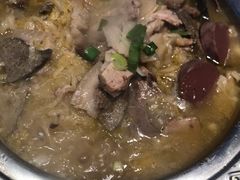 东北杀猪菜-金手勺东北菜馆(大屯北路店)