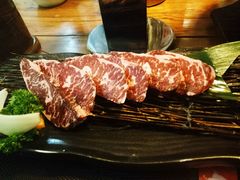 黑牛肋条肉-黑牛の店·和牛烧肉(大悦城店)