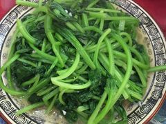 -乡土特色.冷锅鱼.牦牛肉汤锅