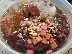 红豆芋圆冰粉-港记甜品(黄寺大街店)