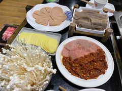 -百年川椒重庆老火锅(光谷店)