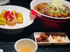 -吴越荣记苏州菜·松鼠桂鱼 100% 活鱼现做(月光码头店)