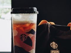 酸柠浮冷萃-星巴克(深圳龙华和平里店)