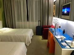 -深圳东部华侨城瀑布酒店