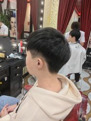 -东方先生国潮男士理发馆