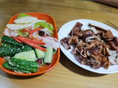 素拼凉菜-天发芽·何记葫芦头泡馍·老字号(小南门店)