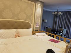 -安吉银润锦江城堡酒店(Hello Kitty主题乐园店)