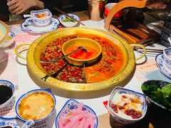 -哥老官重庆美蛙鱼头(日月光店)