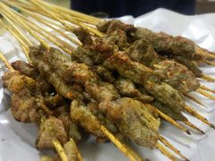 油炸羊肉串-四爷捞锅·潮汕牛仔骨火锅(泉城路店)