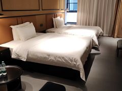 -万泊酒店(长沙五一广场国金中心店)