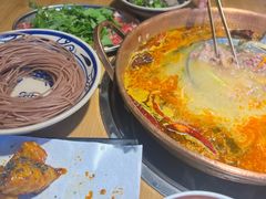 -洱火云南酸菜牛肉火锅(石景山当代商城店)