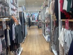 -优衣库(南宁江南万达店)