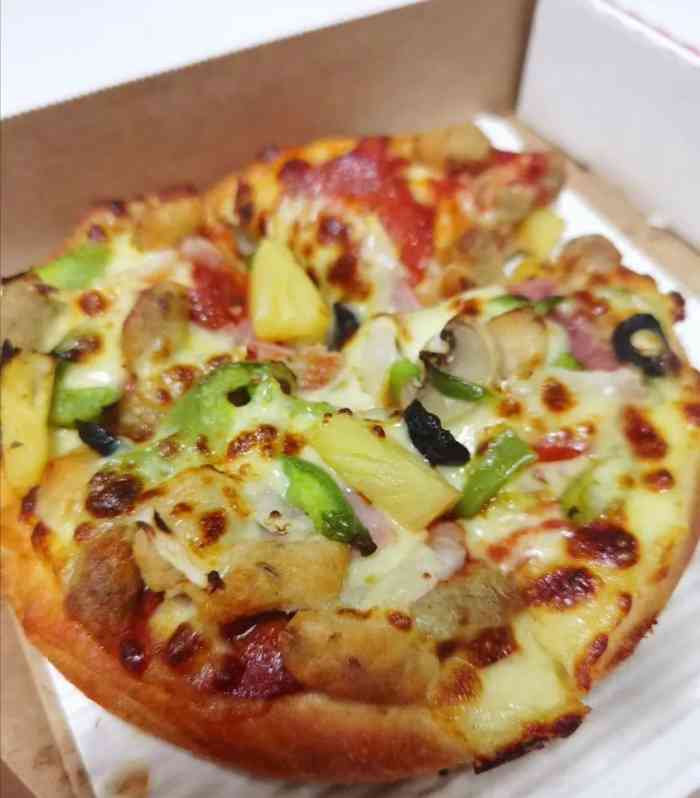 尊宝比萨(自贸区店)-"不错,外卖小哥速度快,准时到达.