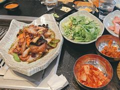 -臻牛烤肉