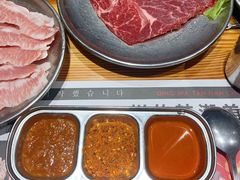 -青瓦炭韩潮烤肉(花园道店)