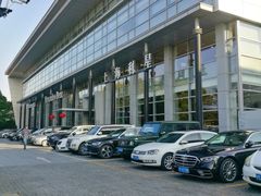 -奔驰上海利星(七宝店)