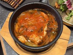 -草家酱蟹炭火烤肉店(珲春南路二店)