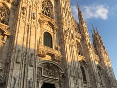 -文艺复兴百货(米兰大教堂广场店)