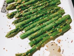 -HIHE Bistro·Oyster Bar(华熙live店)