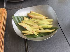 酸嘢青芒果-Ameigo梅果·云贵川bistro(长宁来福士店)