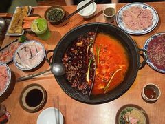 -周小明火锅(黑金冠社区店)