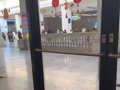 -麦当劳(汉口火车站候车室店)