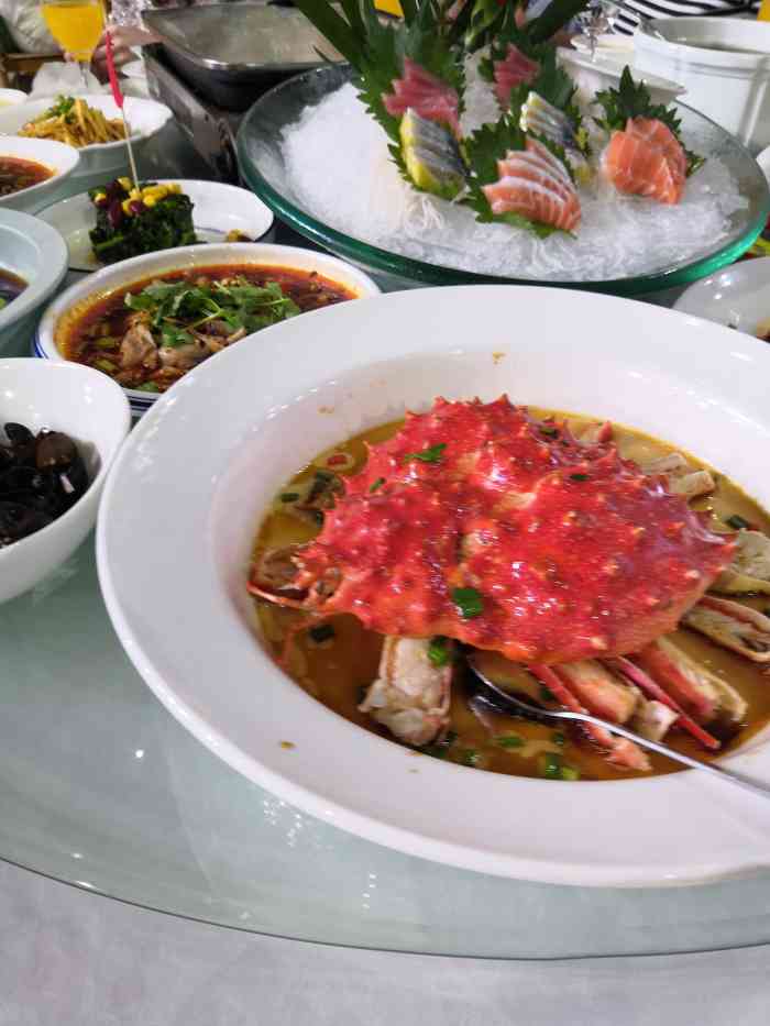 堃记重庆宴(铜元道店)-"周末朋友结婚开车来到位于南滨路的酒店,这.