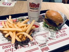 -The Habit Burger Grill 哈比特汉堡(复兴soho店)
