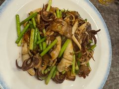 -今鲜源酒店·海鲜锅贴青岛菜(新湛路店)