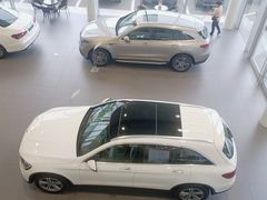 -贵州贵星奔驰4S店(观山湖店)