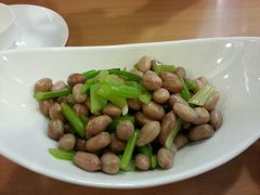 芹菜花生-东方饺子王(创始店)