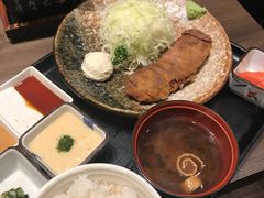 -牛かつもと村(原宿店)
