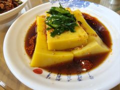 -蓝田九大碗民俗食府(蓝田店)