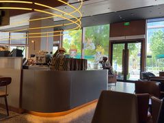 -星巴克臻选(上海虹桥新天地三店)