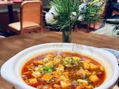-肆海小川菜酒馆Wine Bistro (青年路店)
