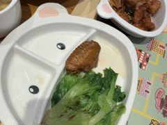 -美食小镇·观赏珍稀鸟类·长隆熊猫酒店